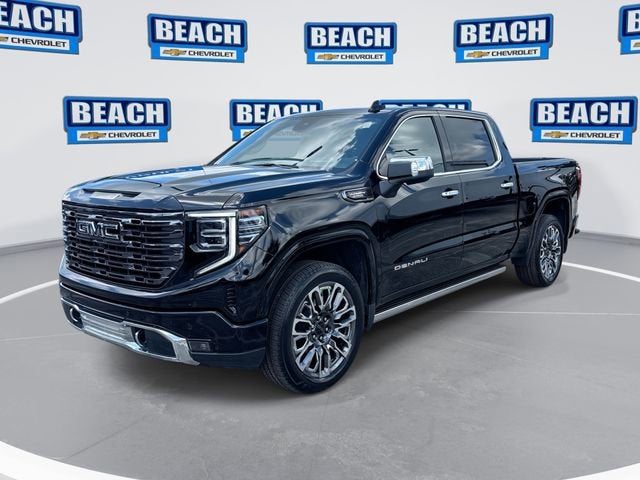 2025 GMC Sierra 1500 Denali Ultimate in Onyx Black — front three-quarter view
