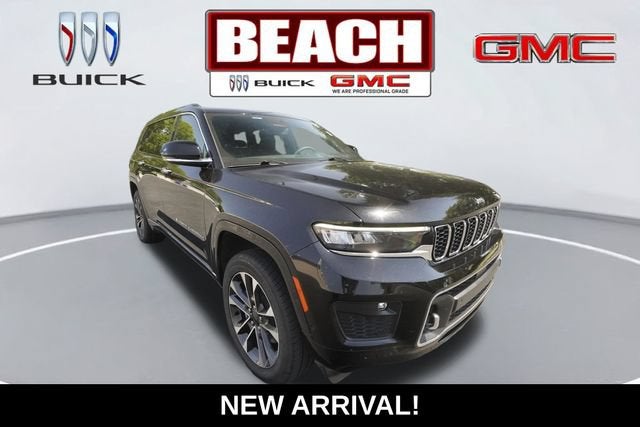 2023 Jeep Grand Cherokee L Overland in Other — front three-quarter view
