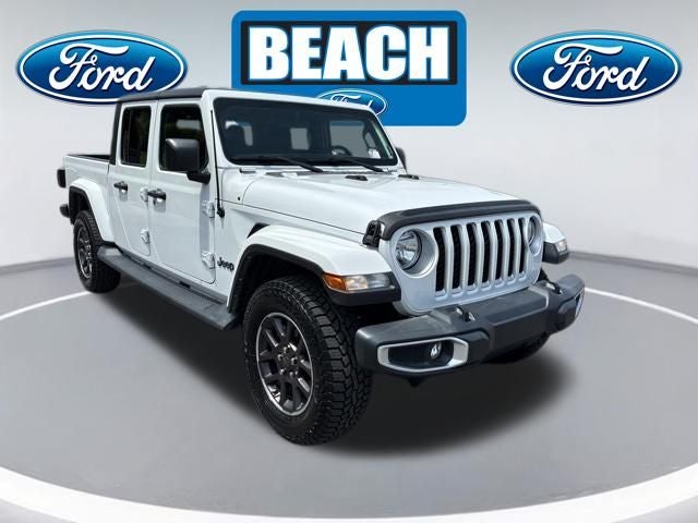 2021 Jeep Gladiator Overland in Bright White Clearcoat — front three-quarter view