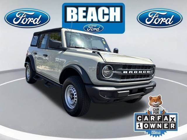2025 Ford Bronco Base in Desert Sand — front three-quarter view