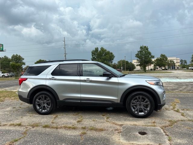 2023 Ford Explorer — side profile view