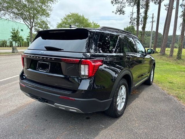 2025 Ford Explorer — rear three-quarter view