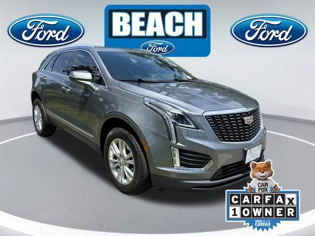 2020 Cadillac XT5 Luxury in Satin Steel Metallic — front three-quarter view
